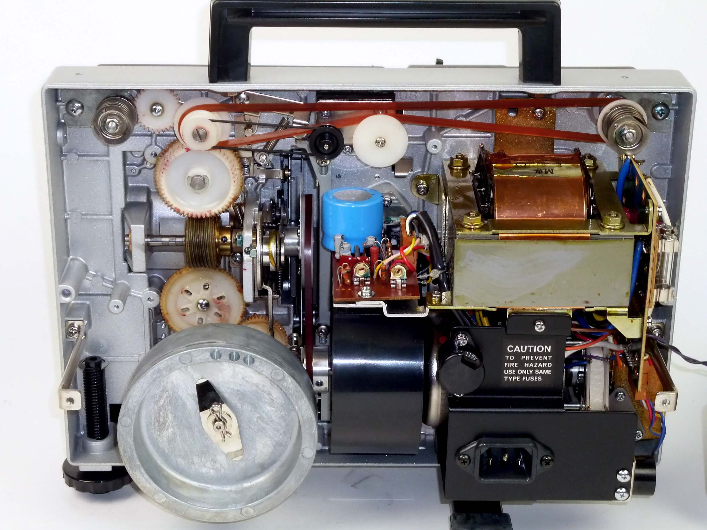 ELMO SOUND ST-600 Magnetic Twin Track Super 8 Cine Projector